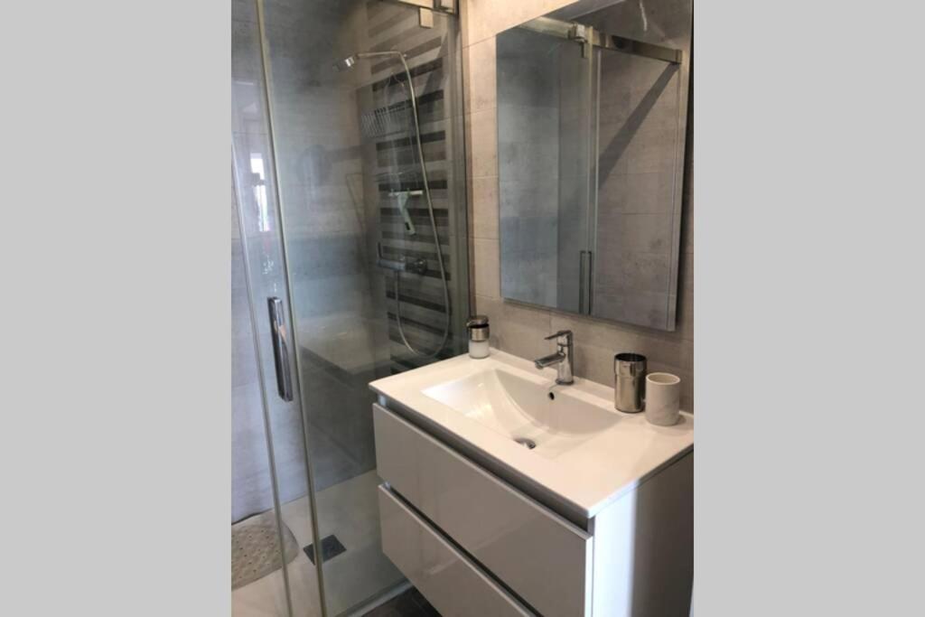 Mediterranean First Line Costa Del Sol Appartement *